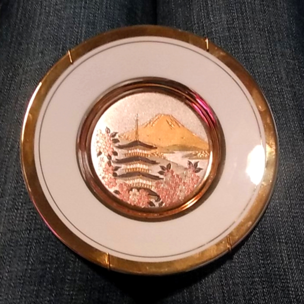 The Art of Chokin decorative plate